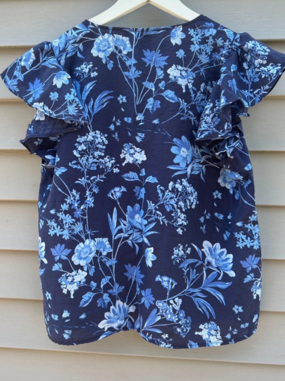Gap Ruffled Sleeves Blouse - Picture 5 of 6